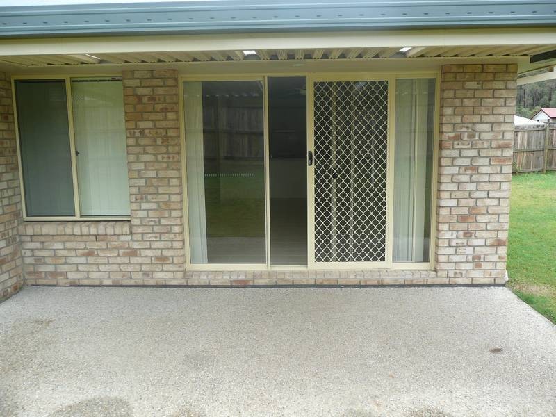 11 Foreman Court, Collingwood Park QLD 4301