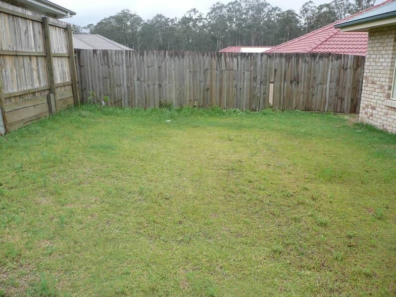 11 Foreman Court, Collingwood Park QLD 4301