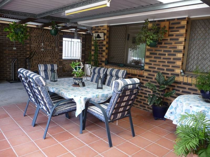 8 Manning Court, Collingwood Park QLD 4301