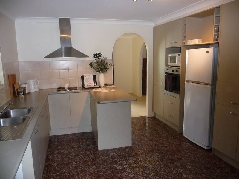 5 Drysdale Ave, Collingwood Park QLD 4301