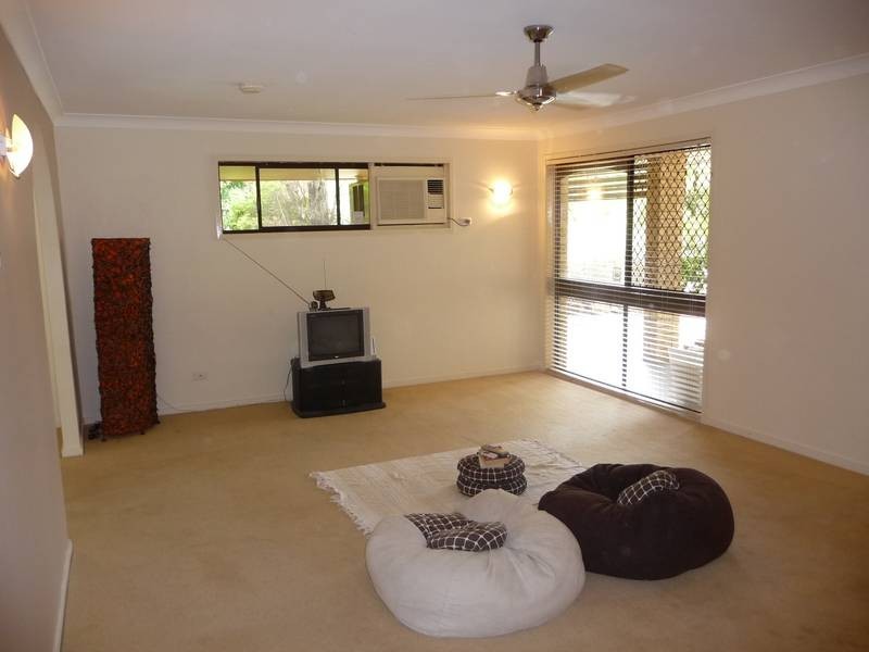 5 Drysdale Ave, Collingwood Park QLD 4301