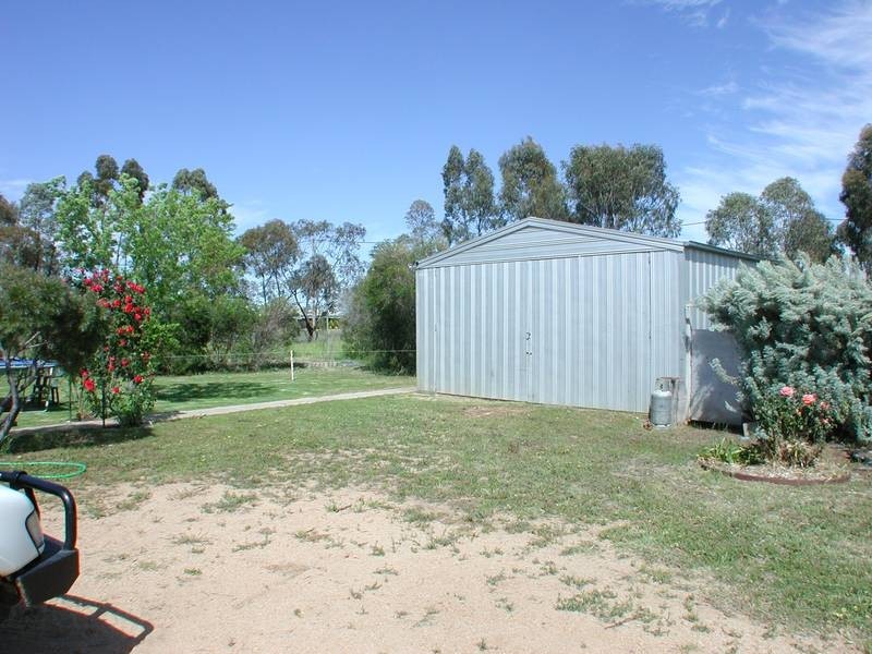 38 Francis, Deniliquin NSW 2710
