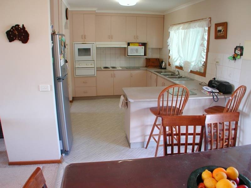 38 Francis, Deniliquin NSW 2710