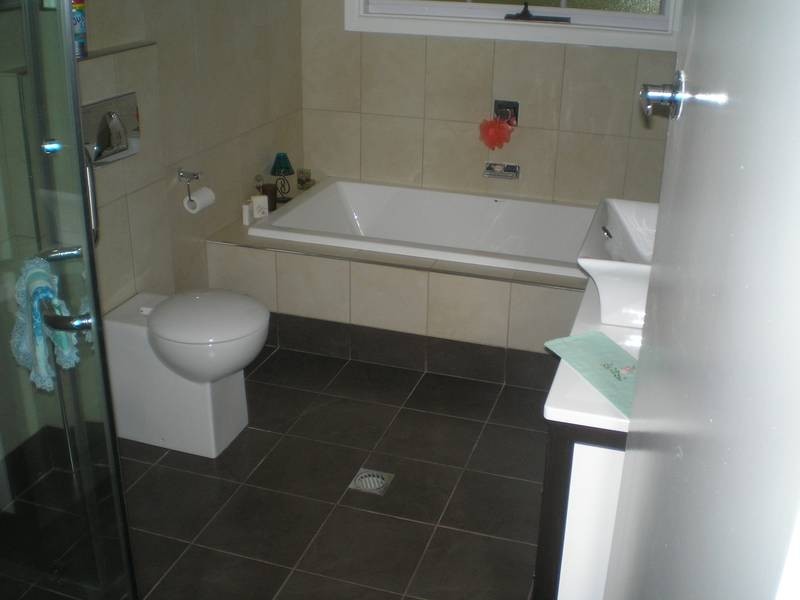 517 Poictiers, Deniliquin NSW 2710