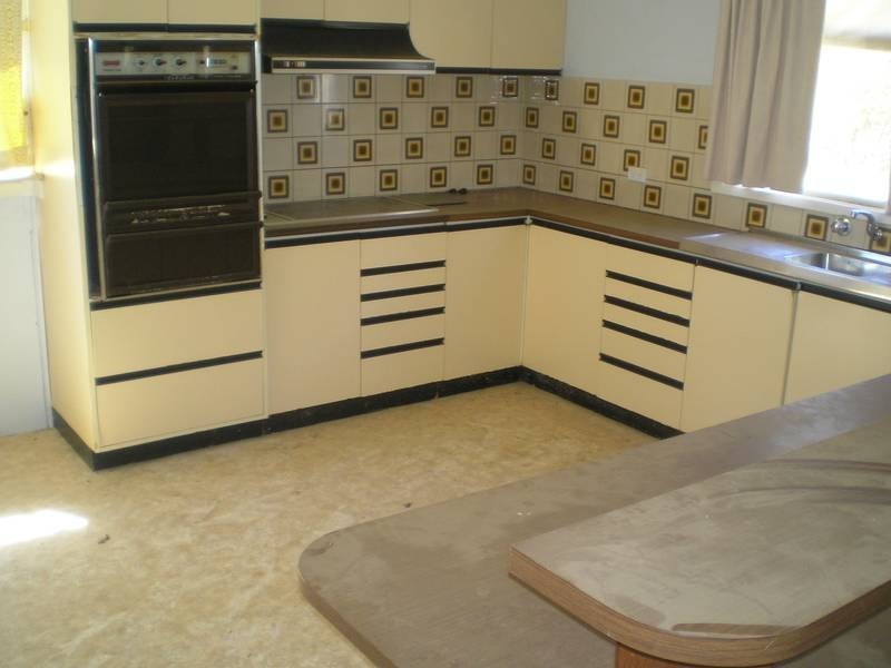 03 Woodbury Road, Deniliquin NSW 2710