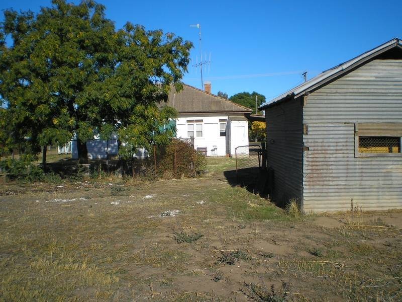 409 Wood Street, Deniliquin NSW 2710