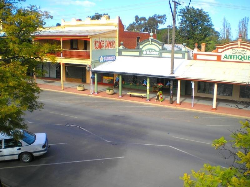 217 Cressy, Deniliquin NSW 2710