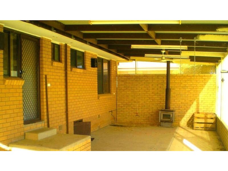 107 Burton Street, Deniliquin NSW 2710