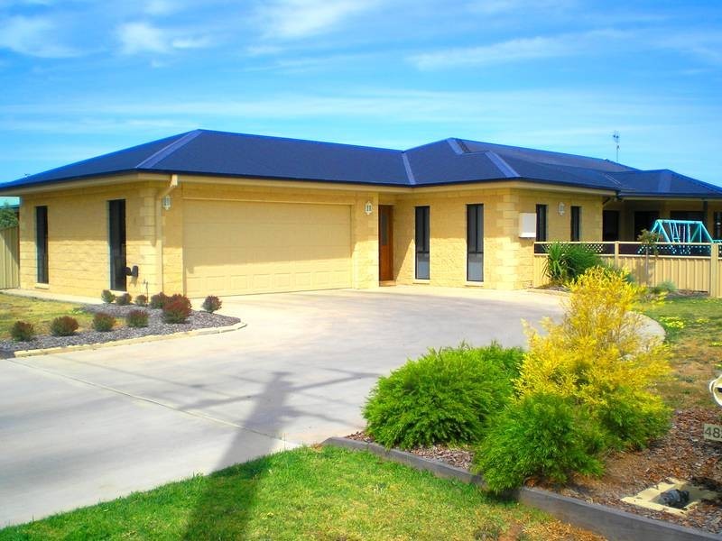 482 Henry, Deniliquin NSW 2710