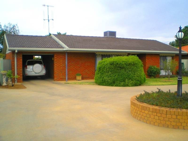 5/427 Wood Street, Deniliquin NSW 2710