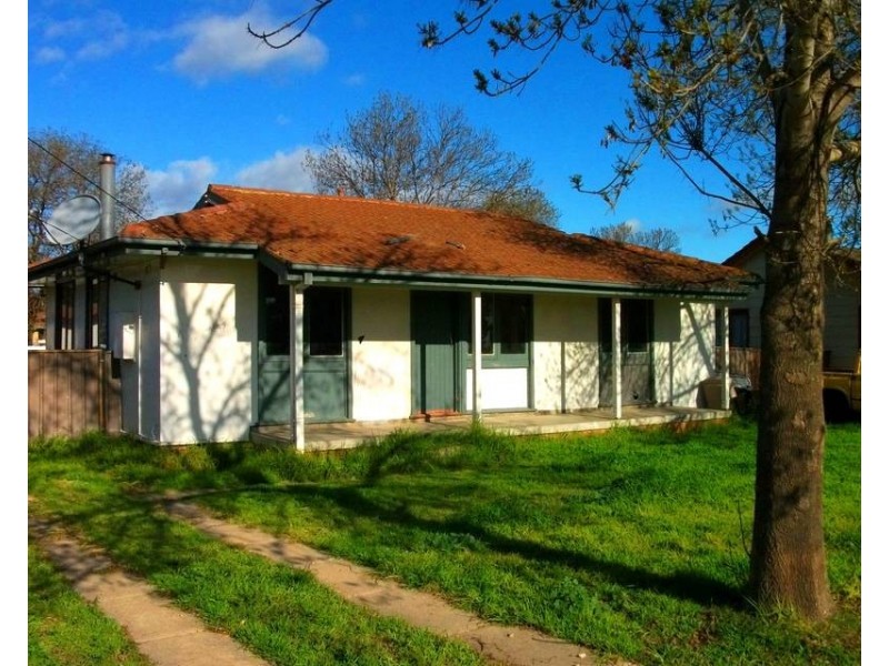 102 Decimus Street, Deniliquin NSW 2710