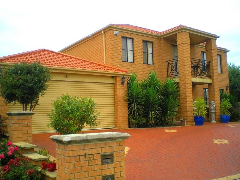 15 Cilento Cresent, Lynbrook VIC 3975