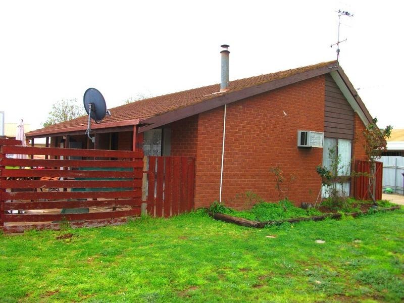 127 Decimus Street, Deniliquin NSW 2710