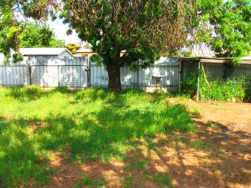 34 Dampier, Wakool NSW 2710