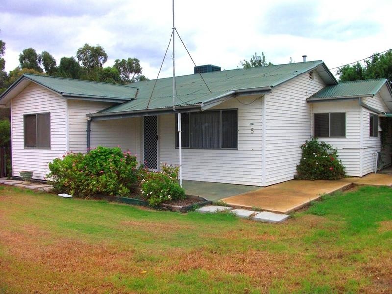 5 Augustus, Deniliquin NSW 2710