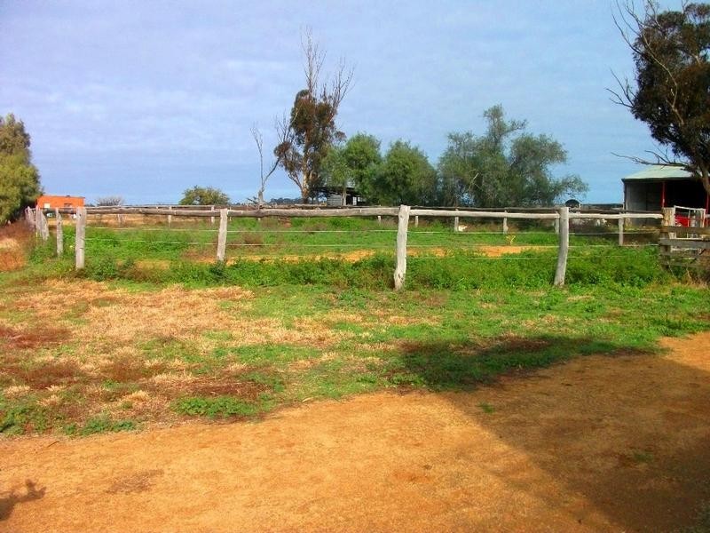 1 Royal Road, Deniliquin NSW 2710