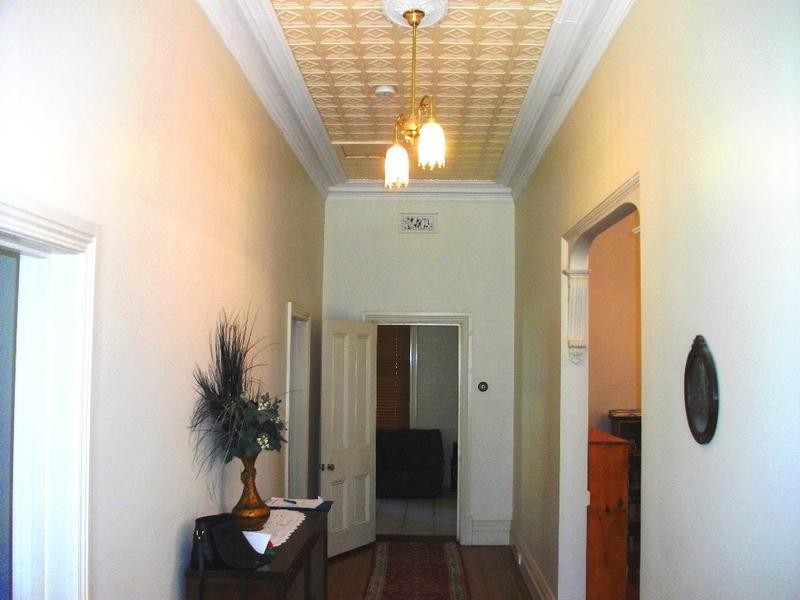 261 River Street, Deniliquin NSW 2710