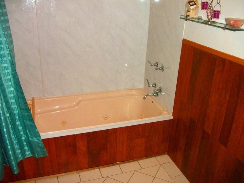 1 MCLaurin, Deniliquin NSW 2710