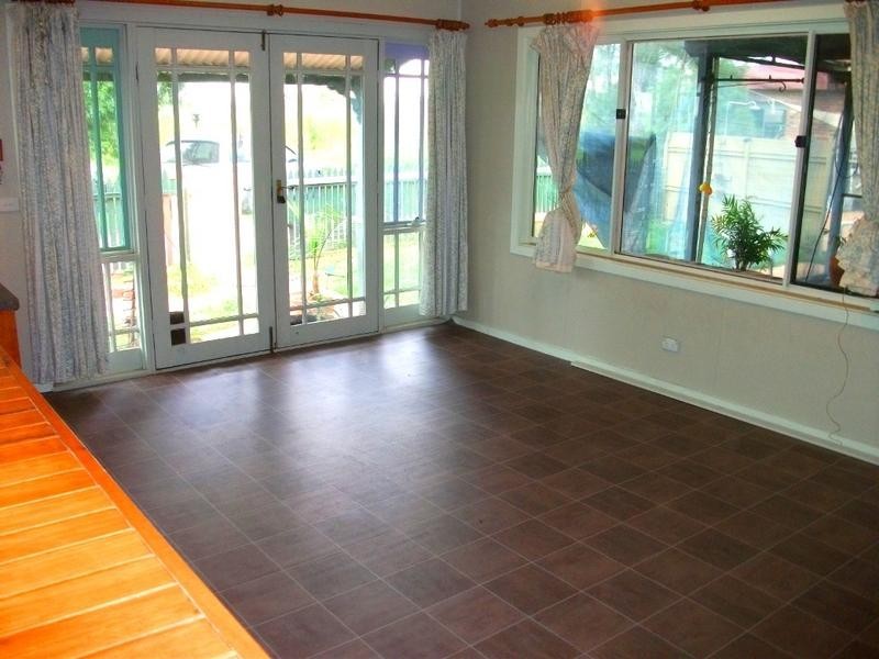 1 MCLaurin, Deniliquin NSW 2710