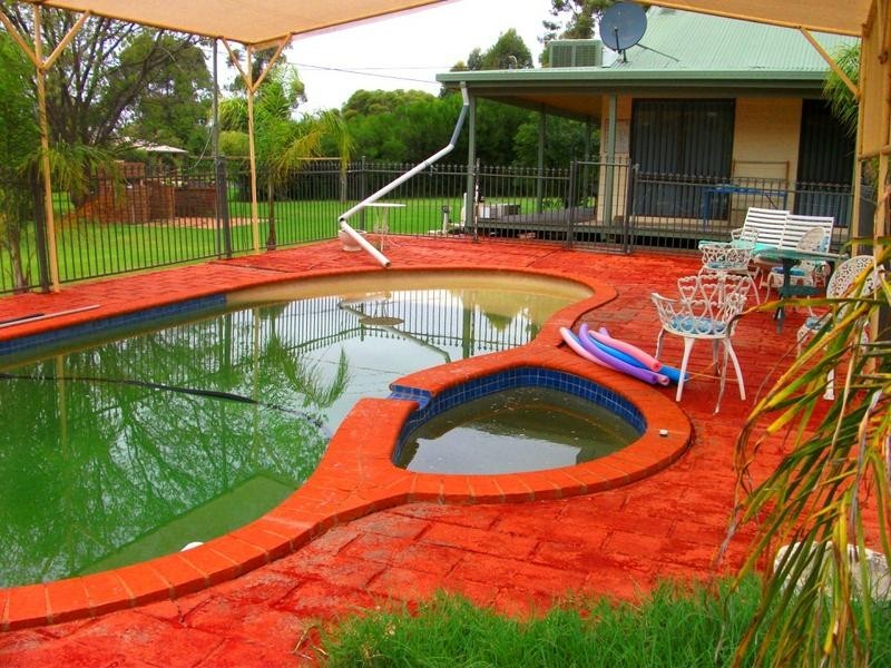 31 Amy Lane, Deniliquin NSW 2710