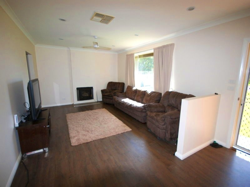136 Dick, Deniliquin NSW 2710