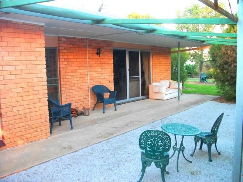 120 McCrabb, Deniliquin NSW 2710
