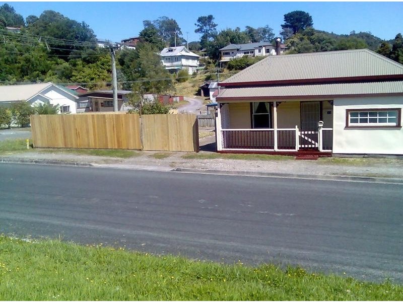 12 Dixon, Queenstown TAS 7467