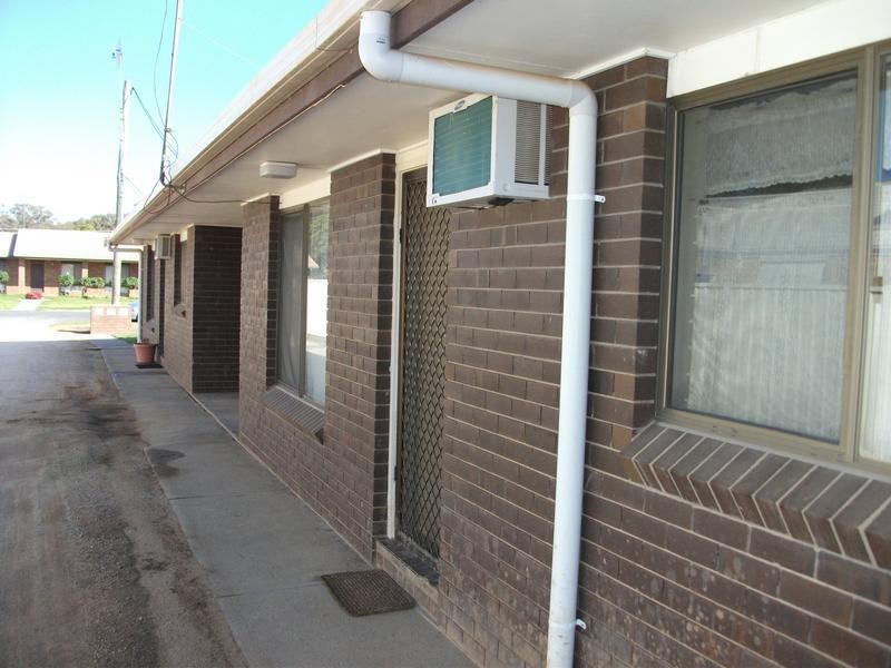 242 Victoria, Deniliquin NSW 2710