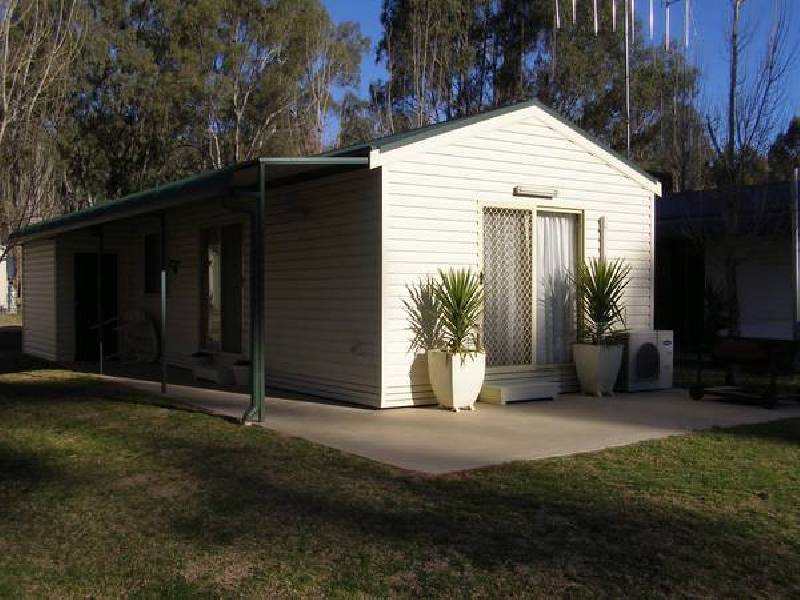 Tarragon Lodge, Picnic Point, Mathoura NSW 2710 the real estate