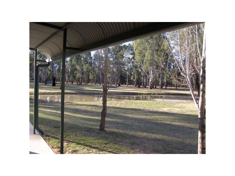 Tarragon Lodge, Picnic Point, Mathoura NSW 2710 the real estate