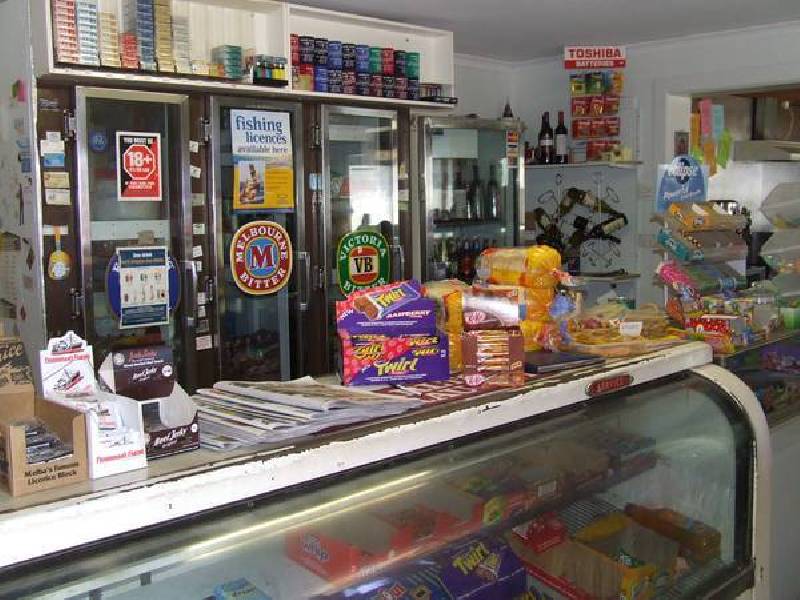 1 Cobb Highway, Wanganella NSW 2710