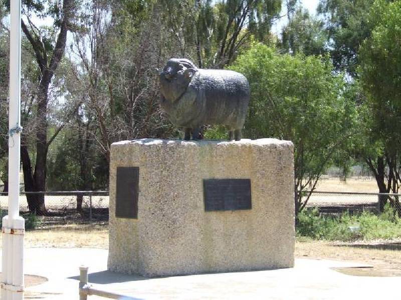 1 Cobb Highway, Wanganella NSW 2710