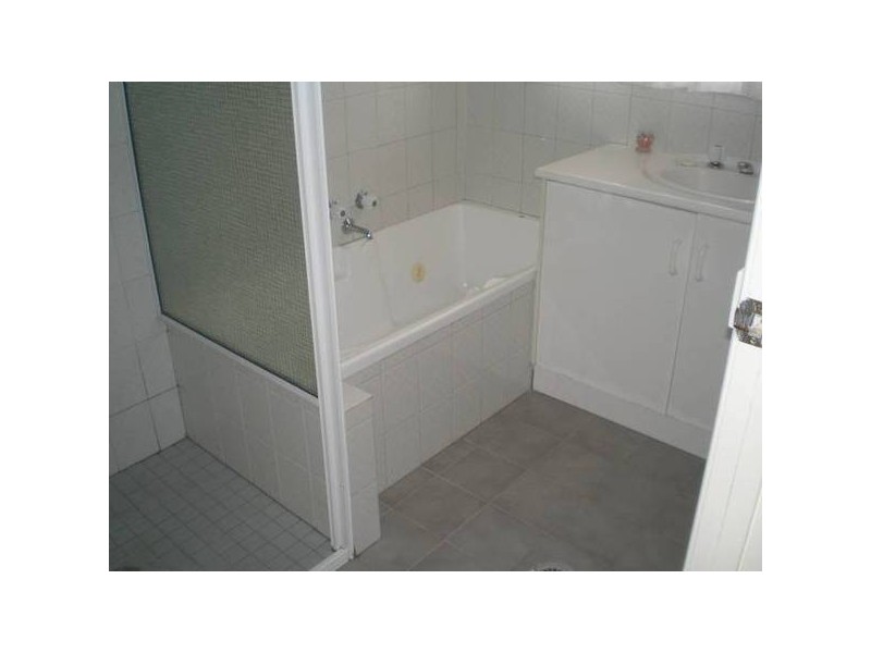 Tocumwal Road, Finley NSW 2713