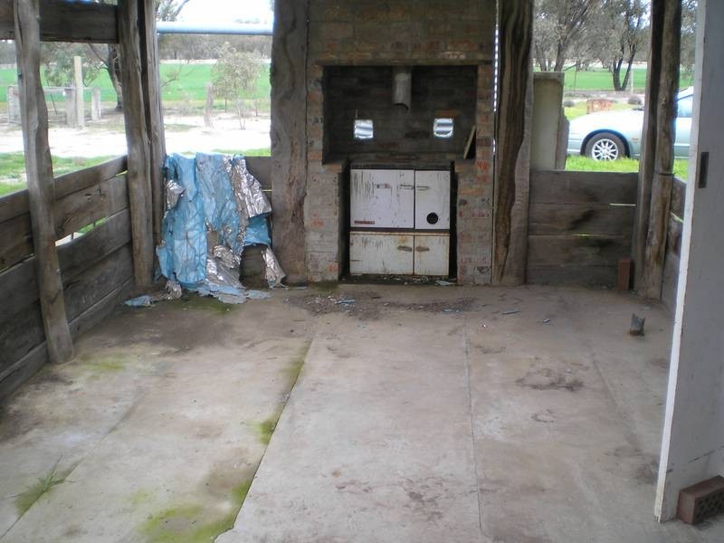 ** Karong East, Deniliquin NSW 2710