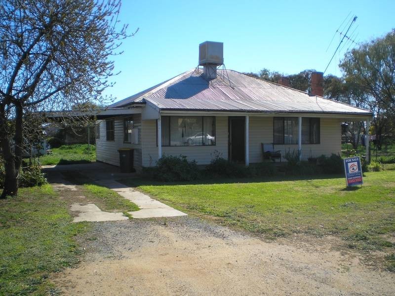 9 Morris Street, Mathoura NSW 2710