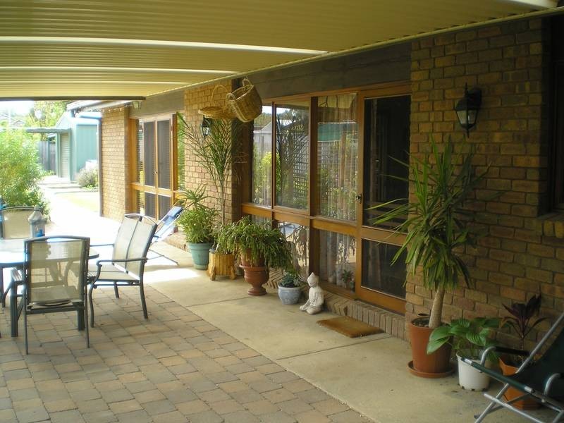 5 Blake Court, Deniliquin NSW 2710