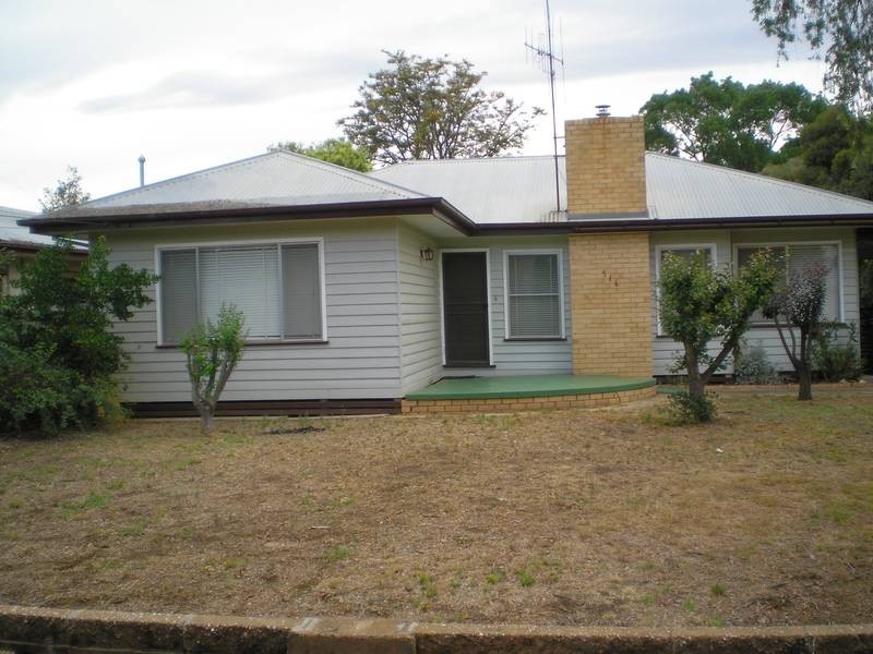 516 Poictiers Street, Deniliquin NSW 2710