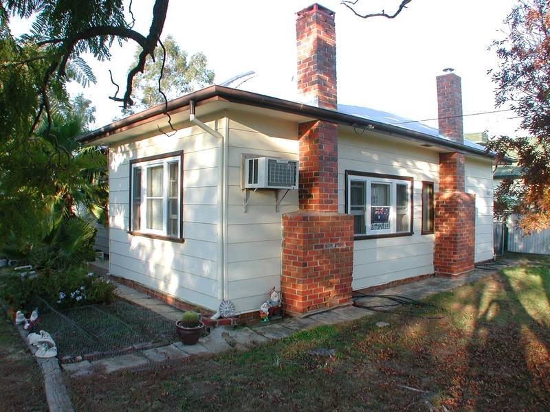 461 POICTIERS STREET, Deniliquin NSW 2710