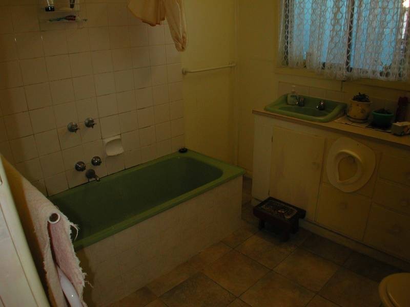 461 POICTIERS STREET, Deniliquin NSW 2710