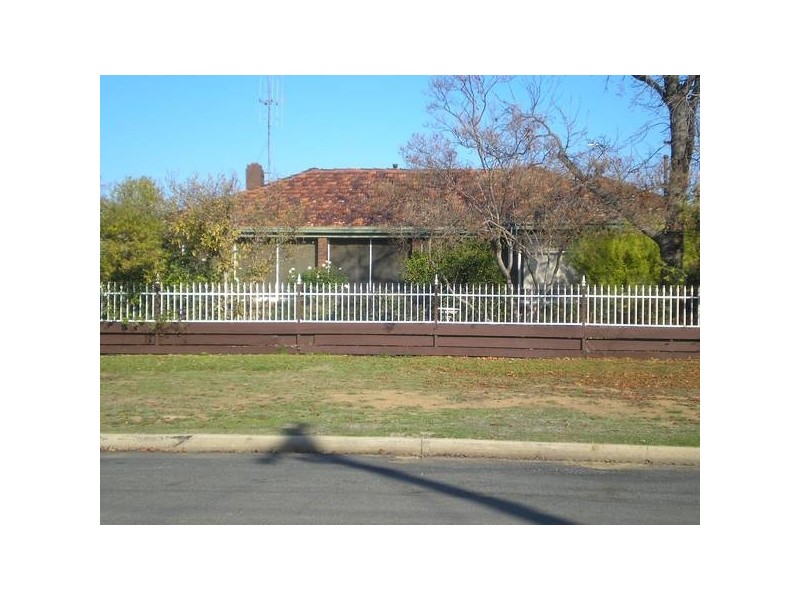 246 HARFLUER STREET, Deniliquin NSW 2710