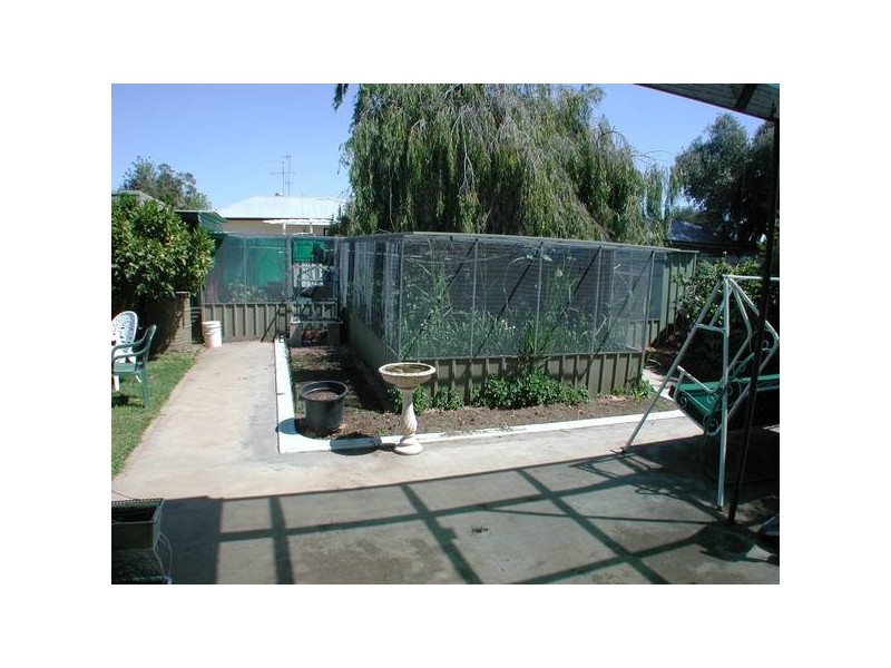 246 HARFLUER STREET, Deniliquin NSW 2710