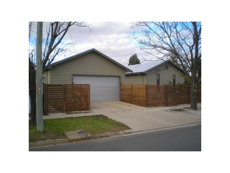 403 SLOANE STREET, Deniliquin NSW 2710