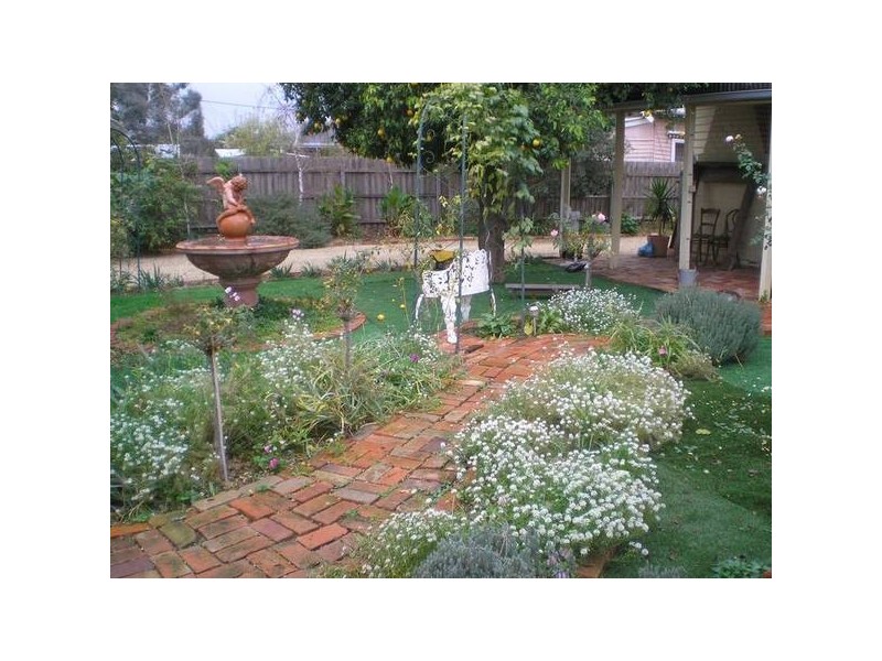 101 EDWARDS STREET, Deniliquin NSW 2710