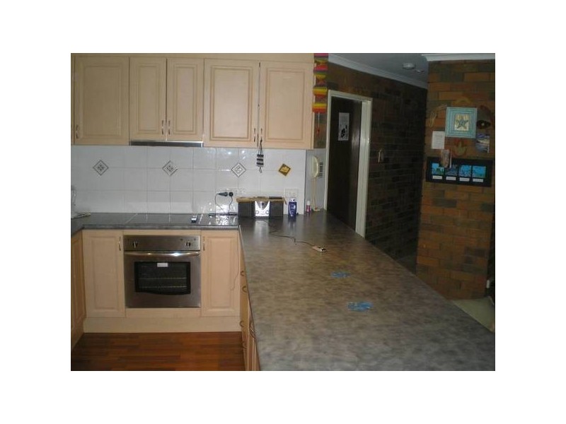 2/425 HARFLUER STREET, Deniliquin NSW 2710