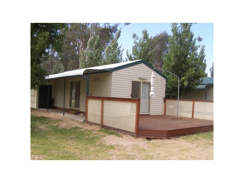 00 TARRAGON LODGE MATHOURA, Deniliquin NSW 2710