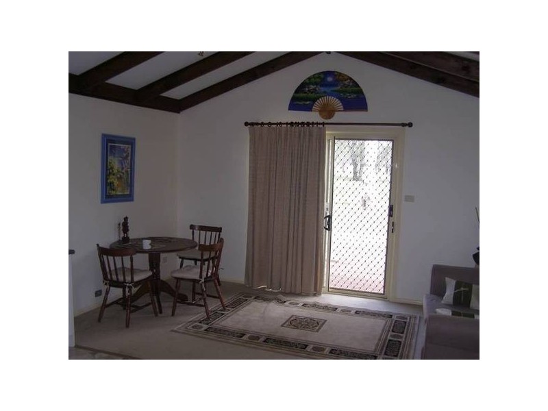 00 TARRAGON LODGE MATHOURA, Deniliquin NSW 2710