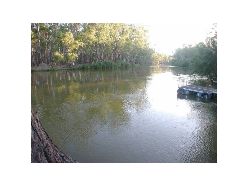 00 TARRAGON LODGE MATHOURA, Deniliquin NSW 2710
