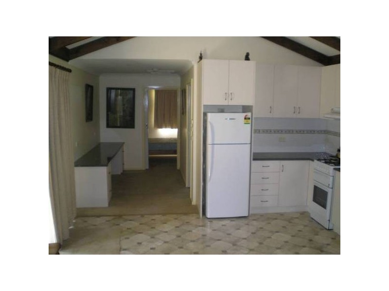 00 TARRAGON LODGE MATHOURA, Deniliquin NSW 2710