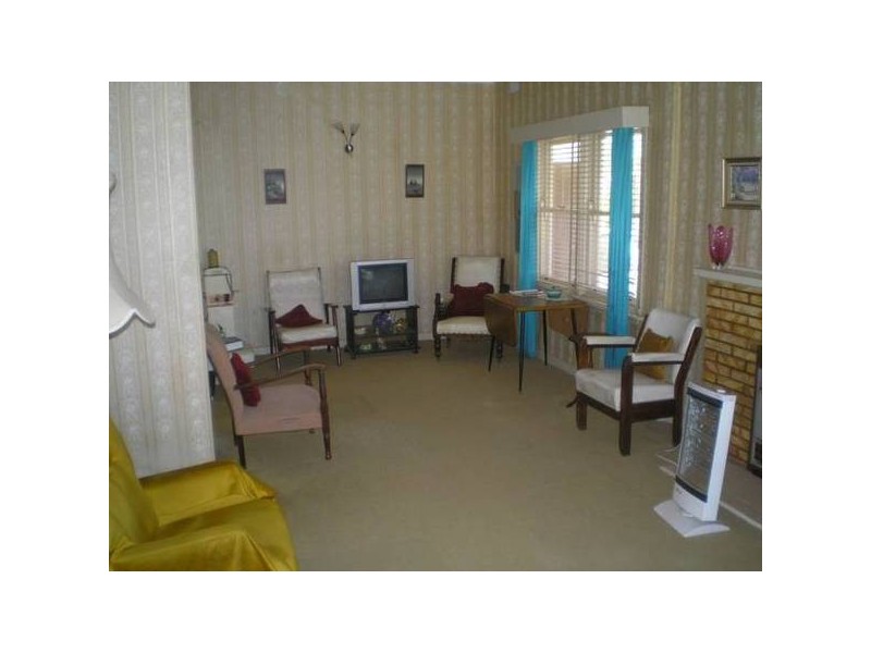 115 Edwards Street, Deniliquin NSW 2710