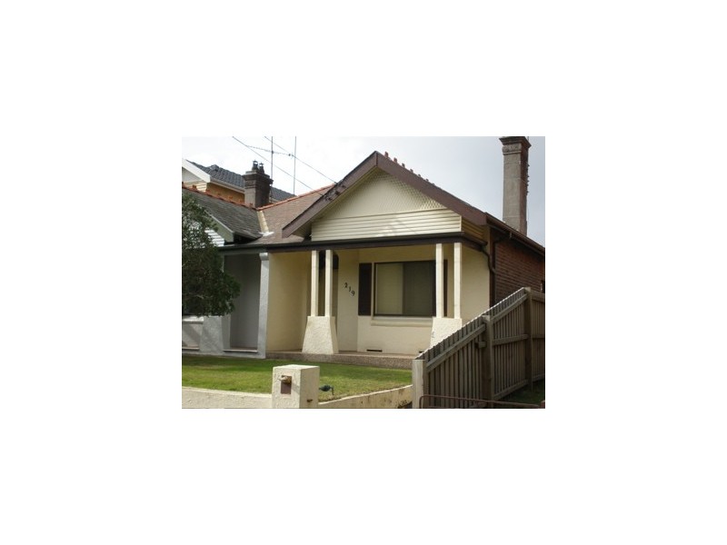 219 Carrington Road, Coogee NSW 2034